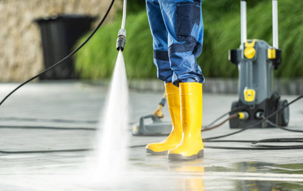 Best Garage Pressure Washing  in Schenectady, NY